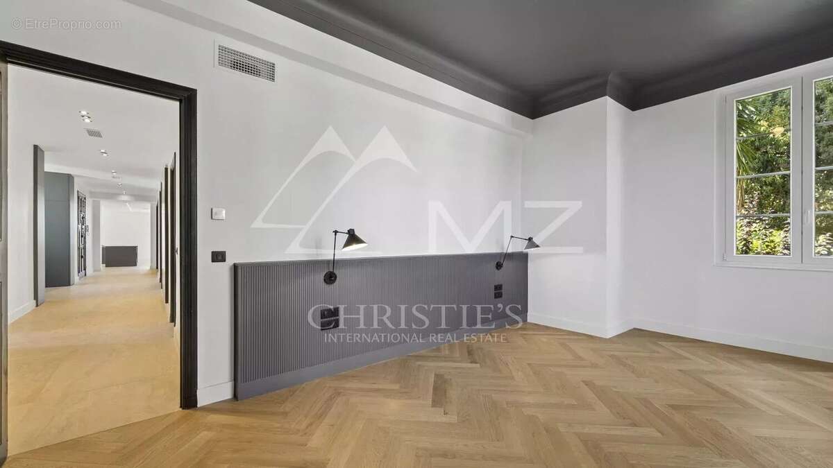 Le Cannet Europe : des volumes exceptionnels pour cet appartement - photo 12