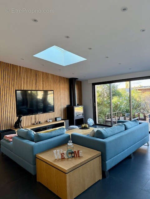 Maison à CASTRES-GIRONDE