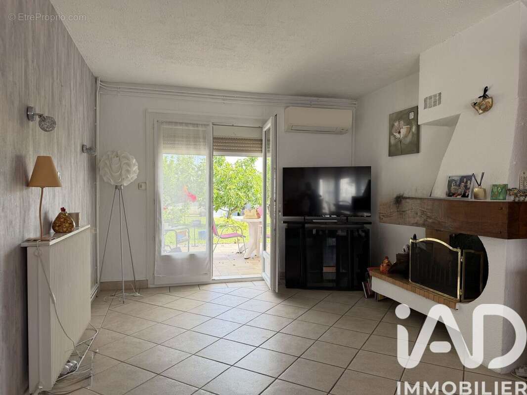 Photo 2 - Maison à CARBON-BLANC