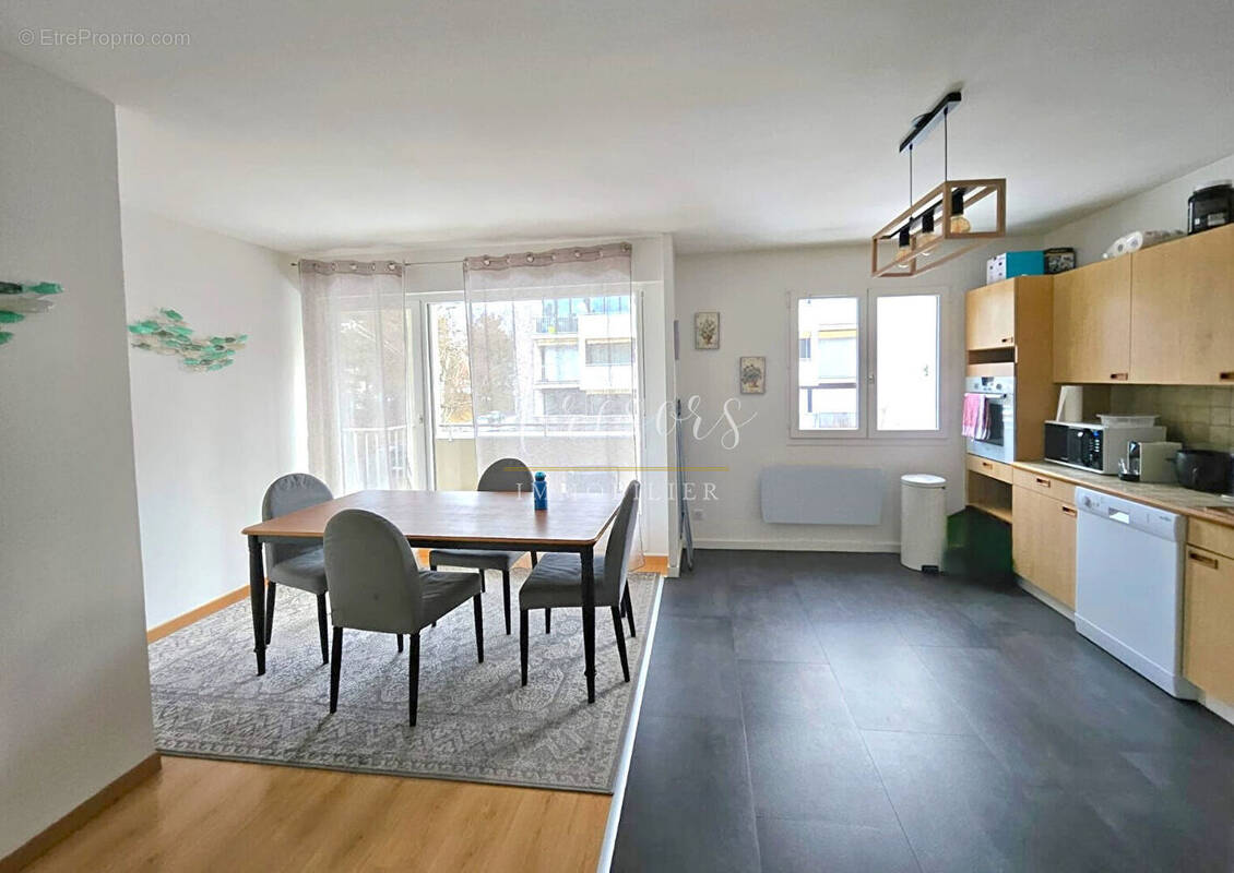 Appartement à ANNECY-LE-VIEUX
