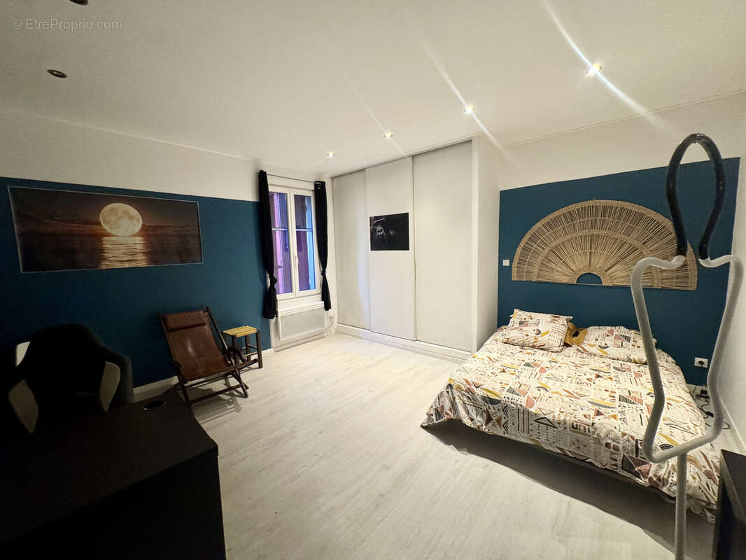 Maison à GALLARGUES-LE-MONTUEUX