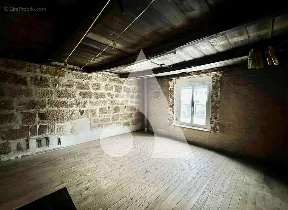 Maison à SEROCOURT