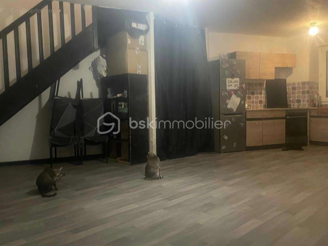 Appartement à SAINT-GENIS-LAVAL