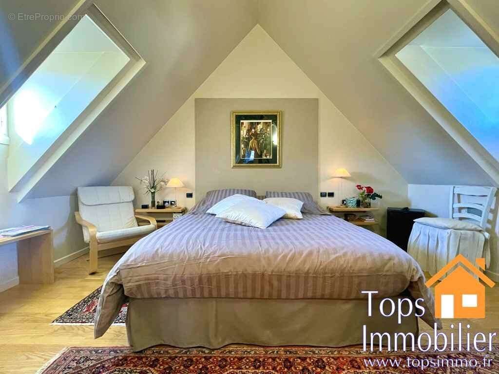 Maison à VILLENEUVE