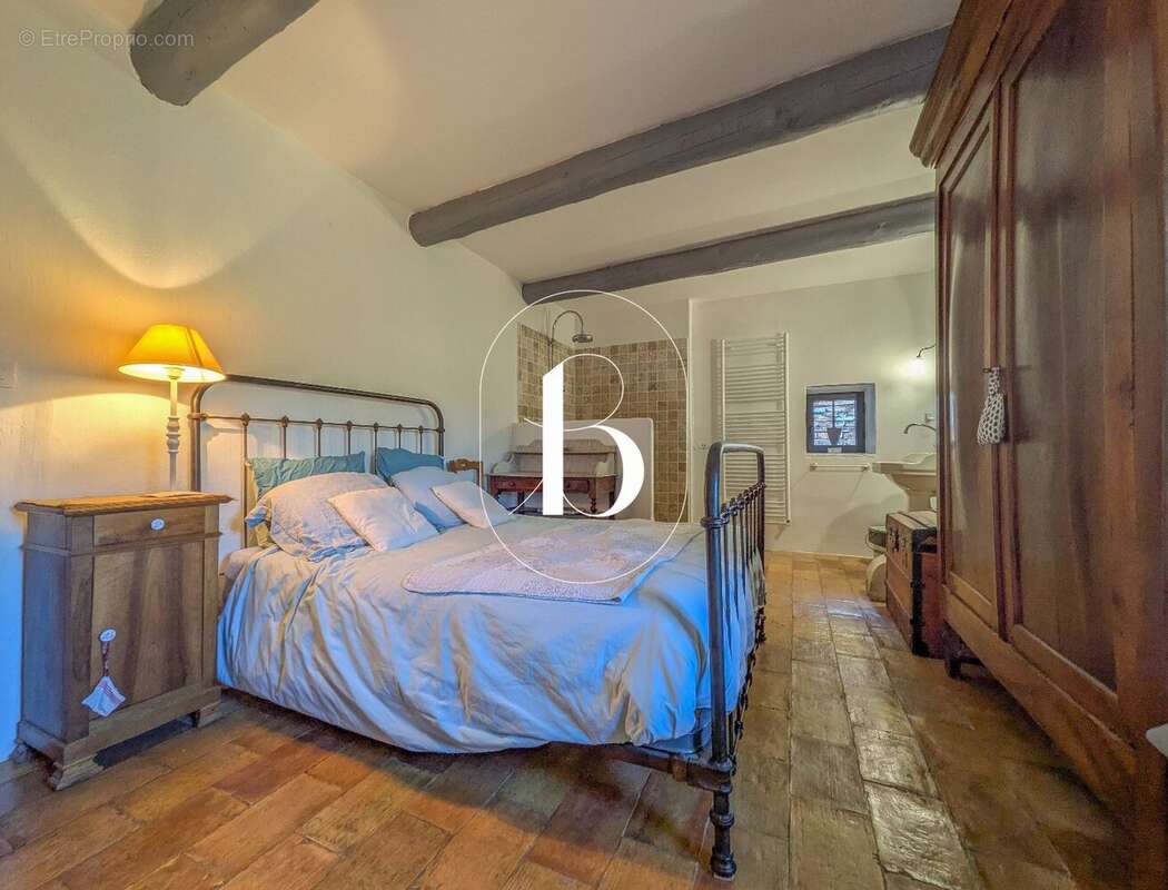 Maison à ORGNAC-L'AVEN