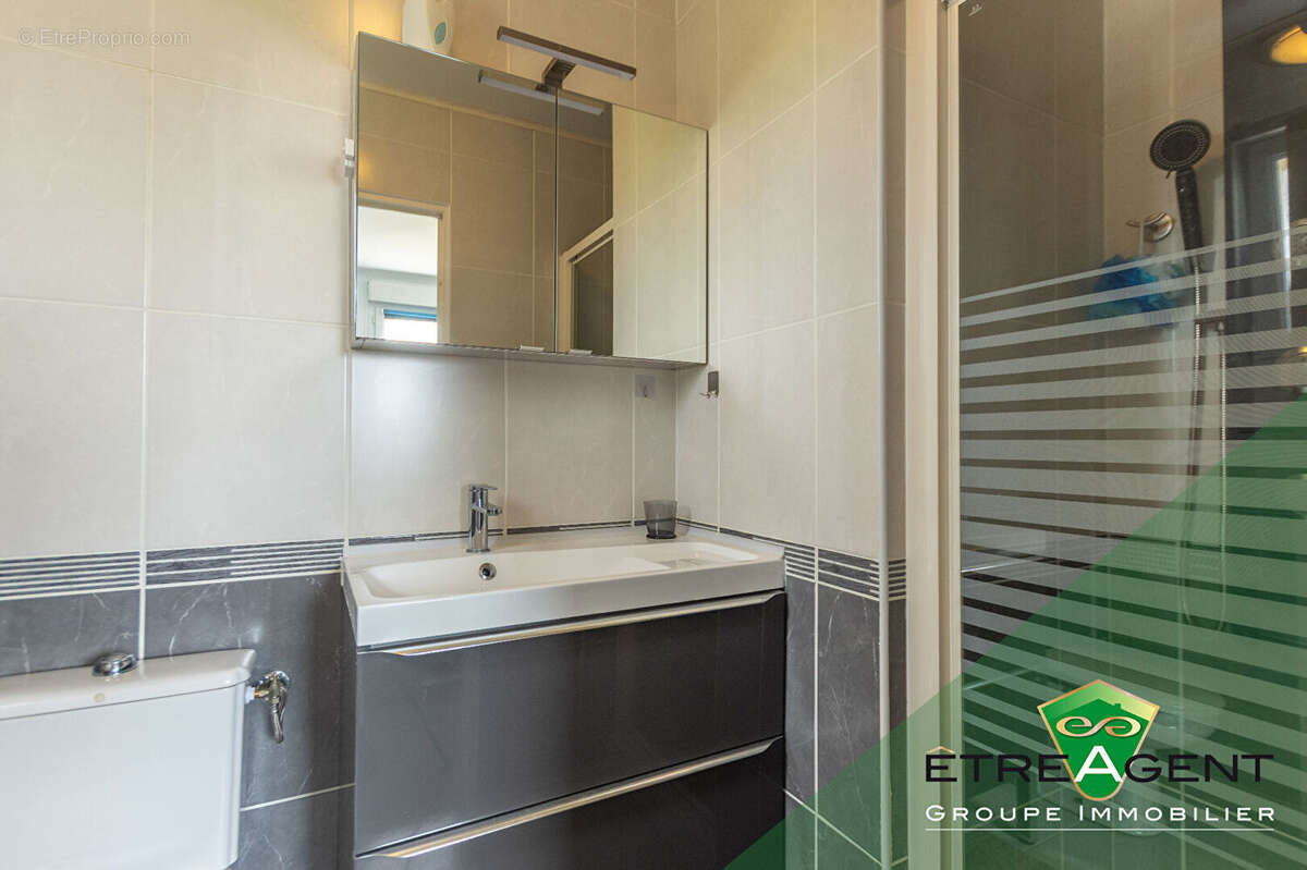 Maison COLLANDRES QUINCARNON - 178 m² - 5 chambres - photo 14