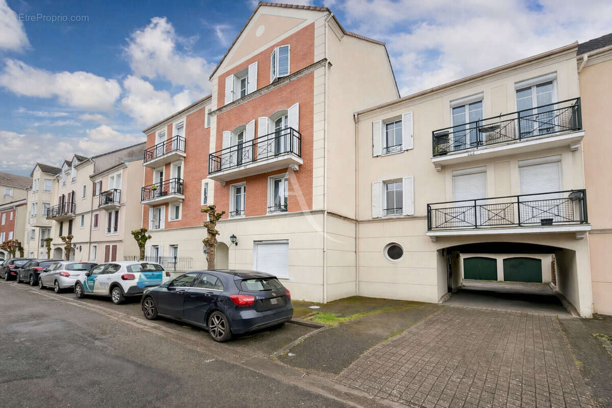 Appartement à COURDIMANCHE