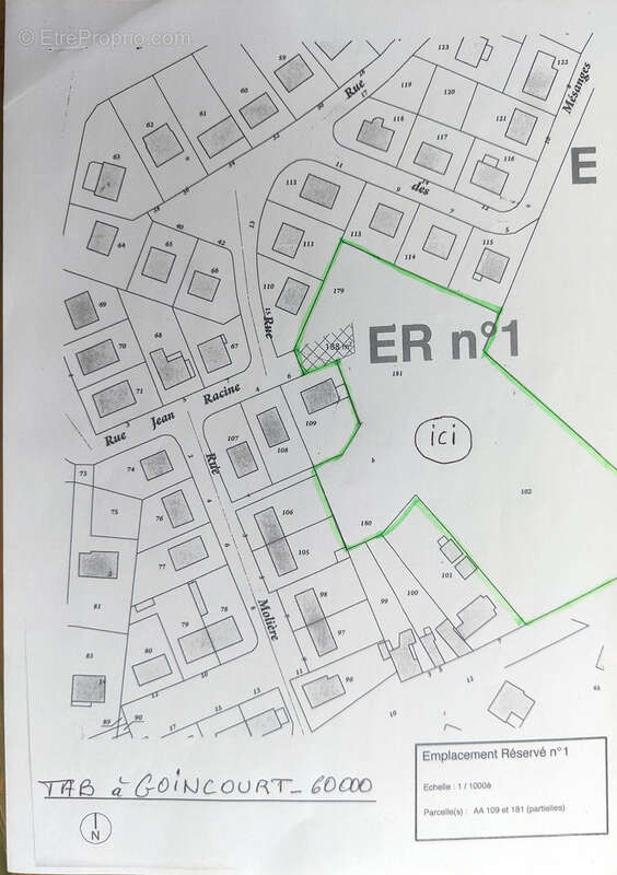 Terrain à AUX MARAIS