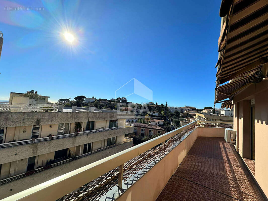 Appartement à VENCE