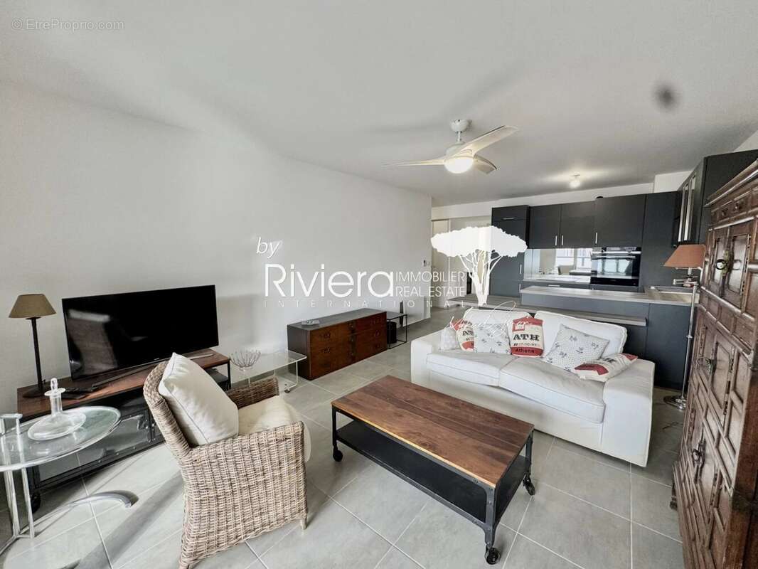 Appartement à LA CROIX-VALMER