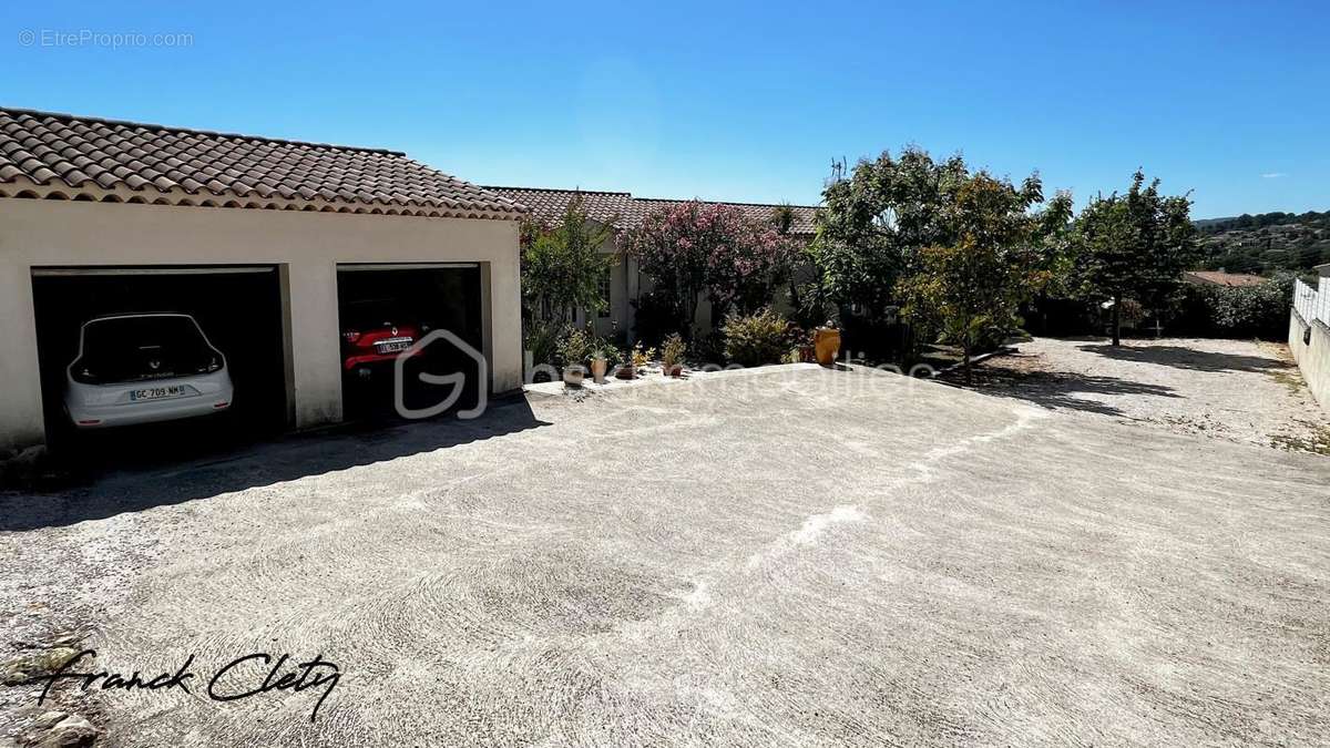 Maison à DRAGUIGNAN