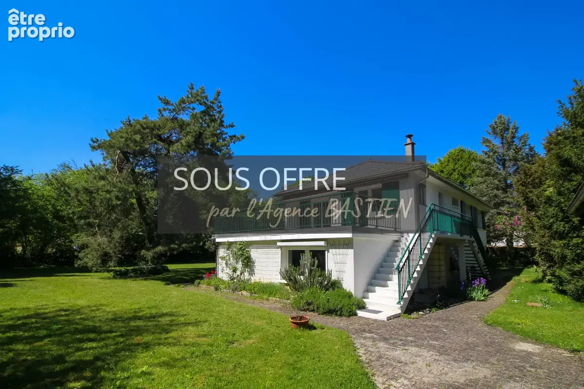 Maison à SAINT-GENIS-POUILLY
