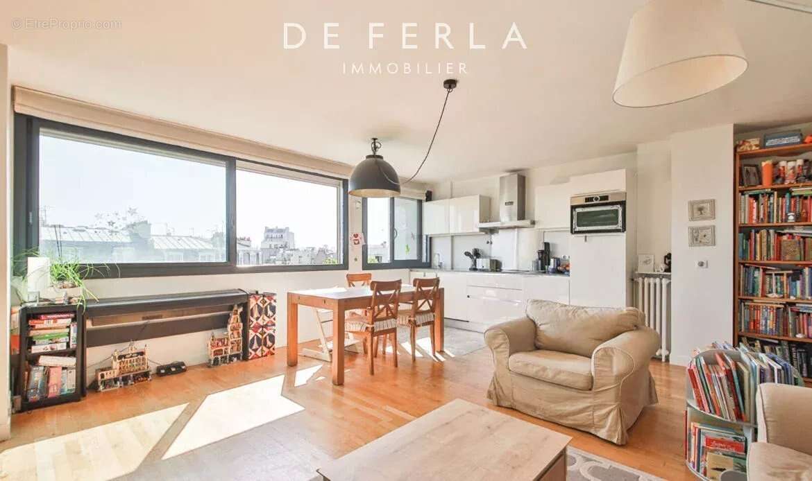 Appartement à PARIS-14E