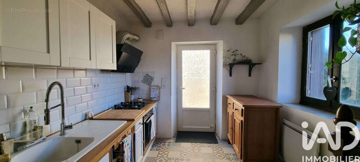 Maison 95 m² à Ligueil  - photo 2