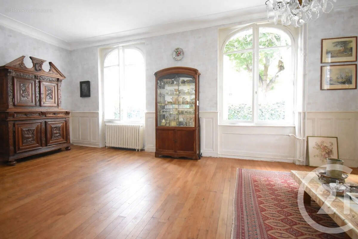 Maison à VICHY