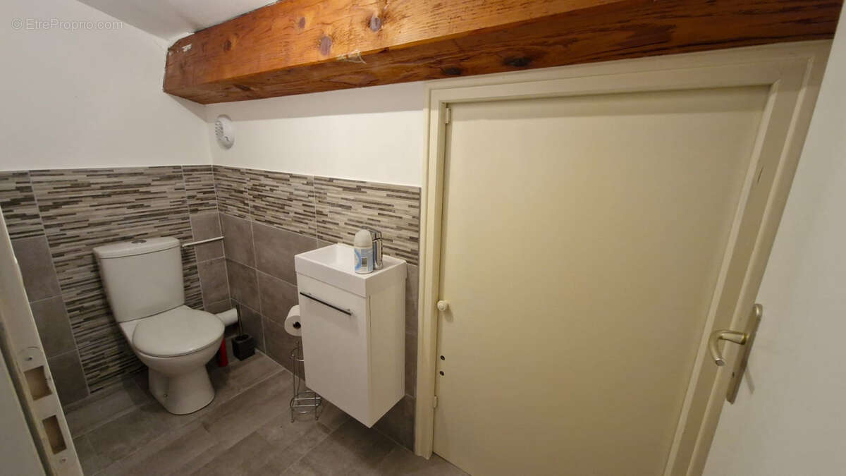 Maison à CHENAC-SAINT-SEURIN-D&#039;UZET