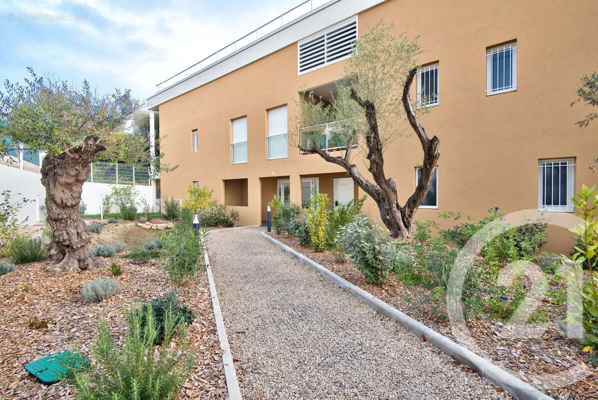 Appartement à VILLENEUVE-LOUBET