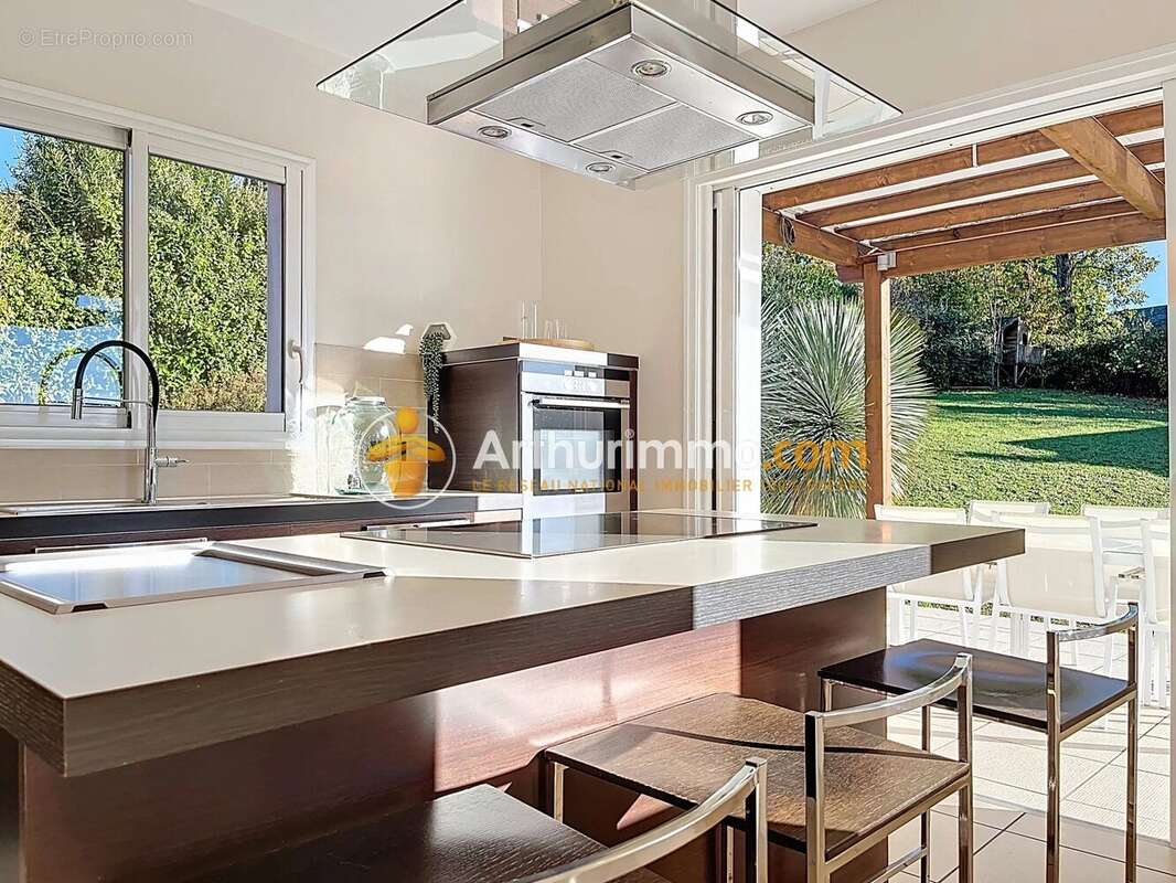 Maison à BOURGOIN-JALLIEU