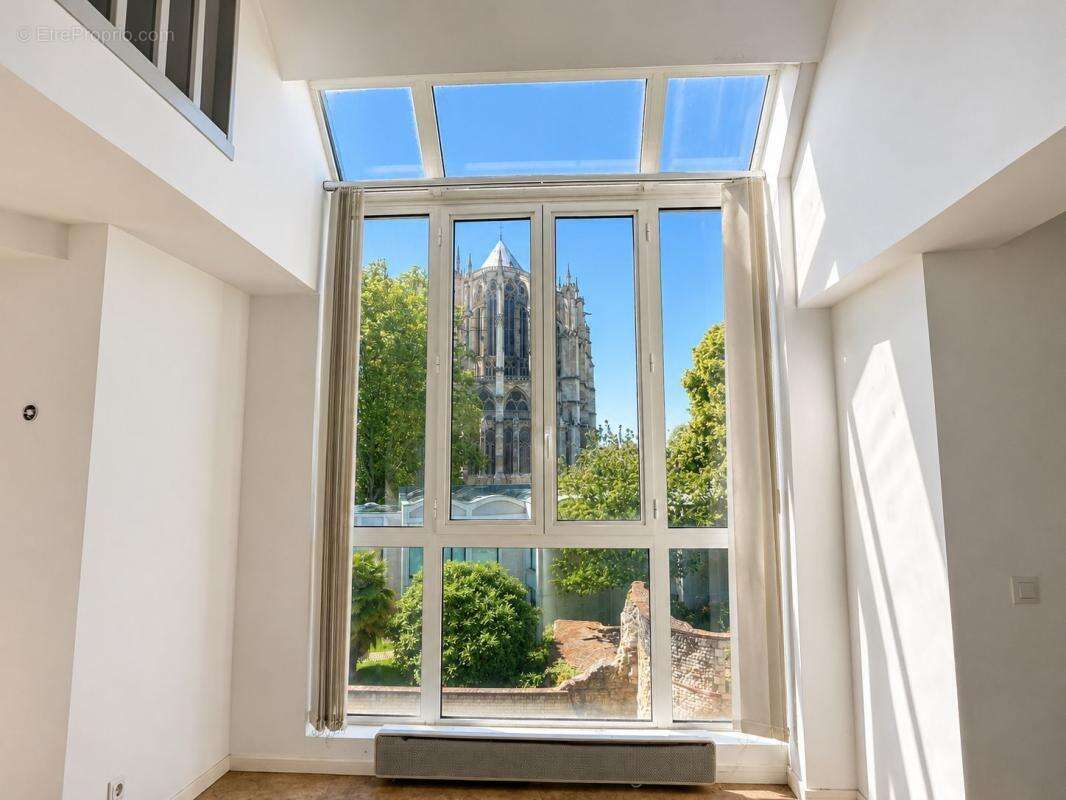 Duplex- Résidence de standing - Vue cathédrale - photo 2