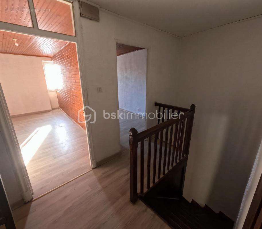 Maison à SAINT-REMEZE