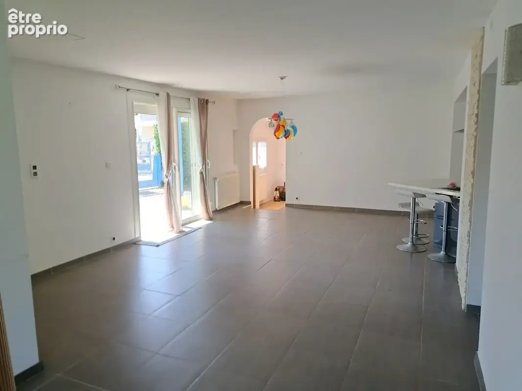 Villa plain pied centre ville 118m2 avec piscine - photo 7