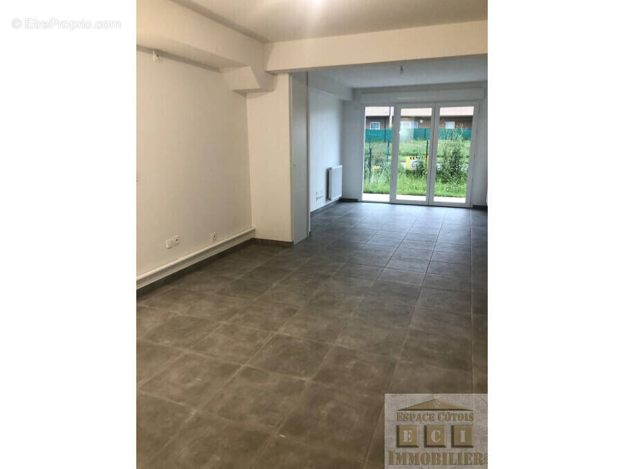 Appartement à SAINT-ETIENNE-DE-SAINT-GEOIRS