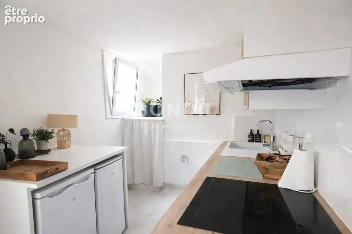 Charmant T2 rénové avec goût - Pertuis - photo 3