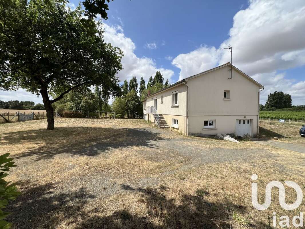 Photo 9 - Maison à CERNUSSON