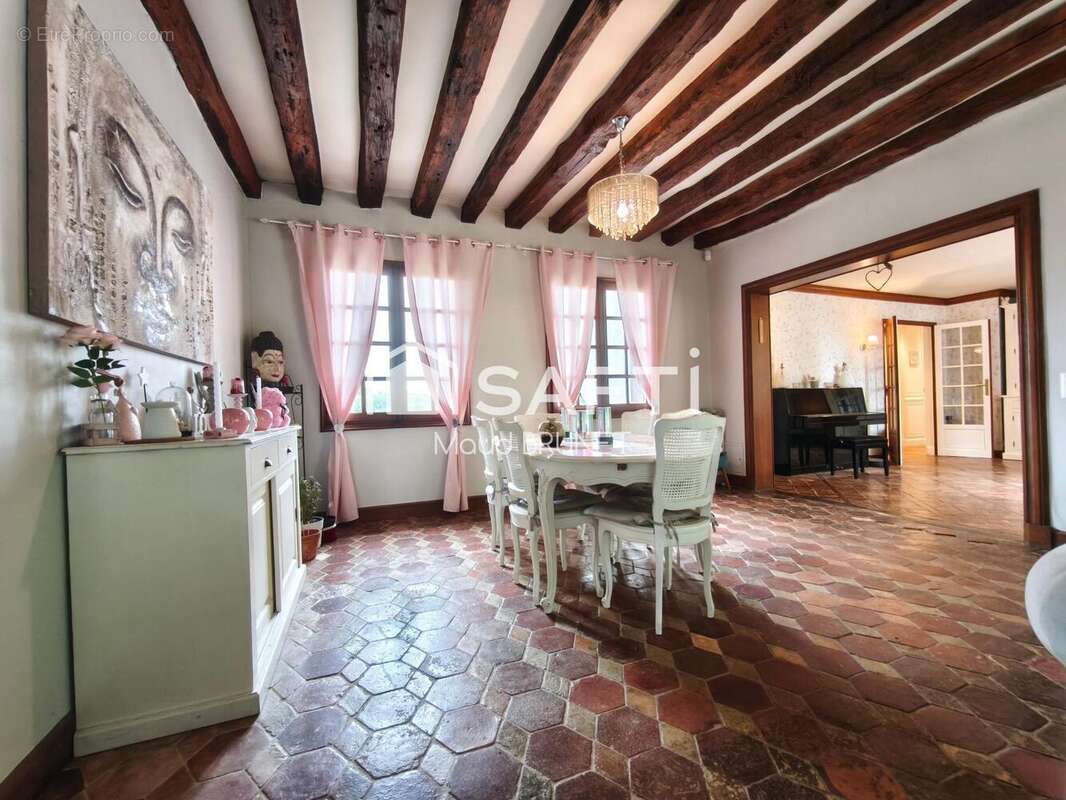 Photo 4 - Maison à HOUDAN