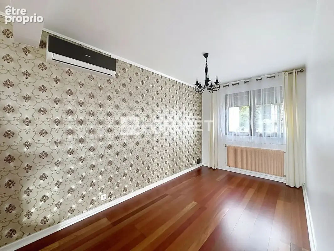 Exclusivité laforet montfermeil pavillon familial avec jardin, sous-sol et espace bien-être - photo 12