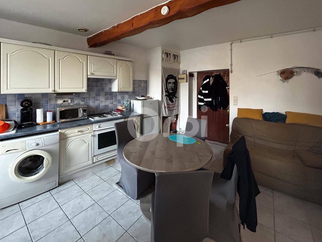 Appartement à ROQUEBRUNE-SUR-ARGENS