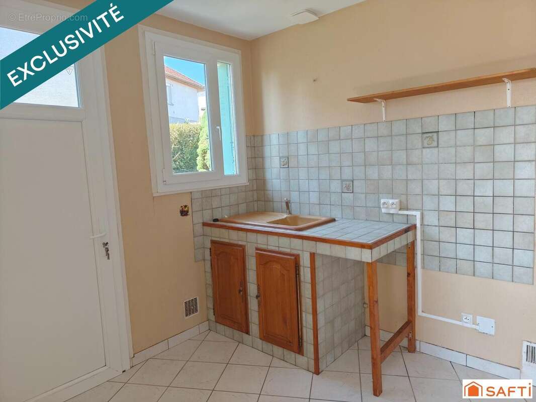 Maison 64 m² à Combronde  - photo 5