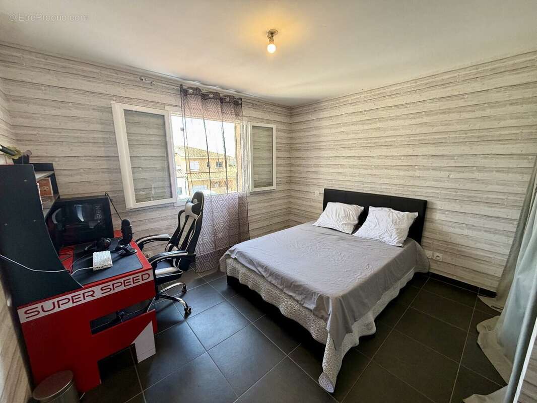 Maison à BESSAN