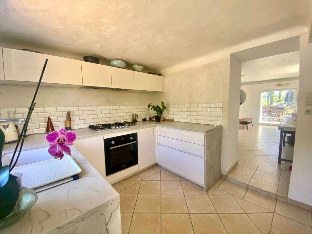 Maison à LA CADIERE-D'AZUR