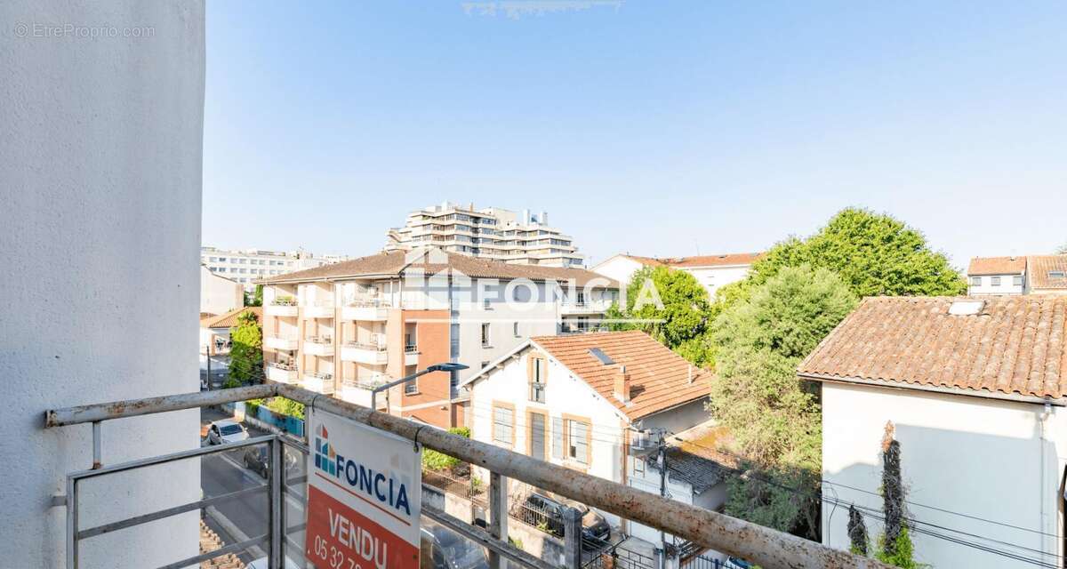 T4 rue des Saules avec Balcon et parking - photo 8