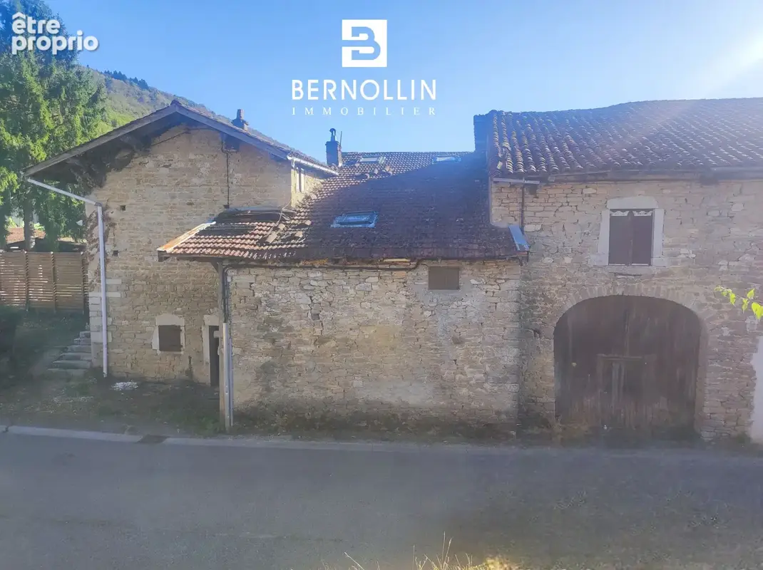 Maison de village mitoyenne à rénover en pierre de 90 m2 avec terrain à Cuisiat - photo 6