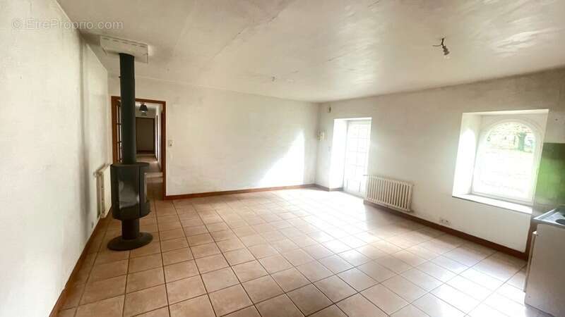 Maison à LE QUILLIO