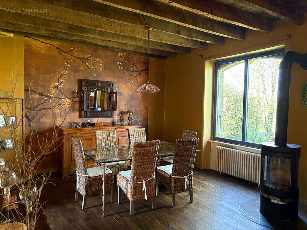 A vendre Radenac, longère, 4 chambres, terrain d'environ 5000m² - photo 5