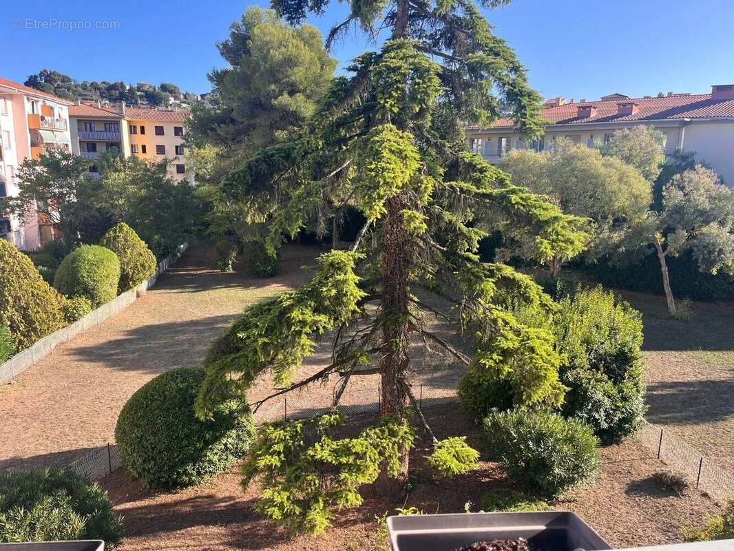 Appartement à VALLAURIS