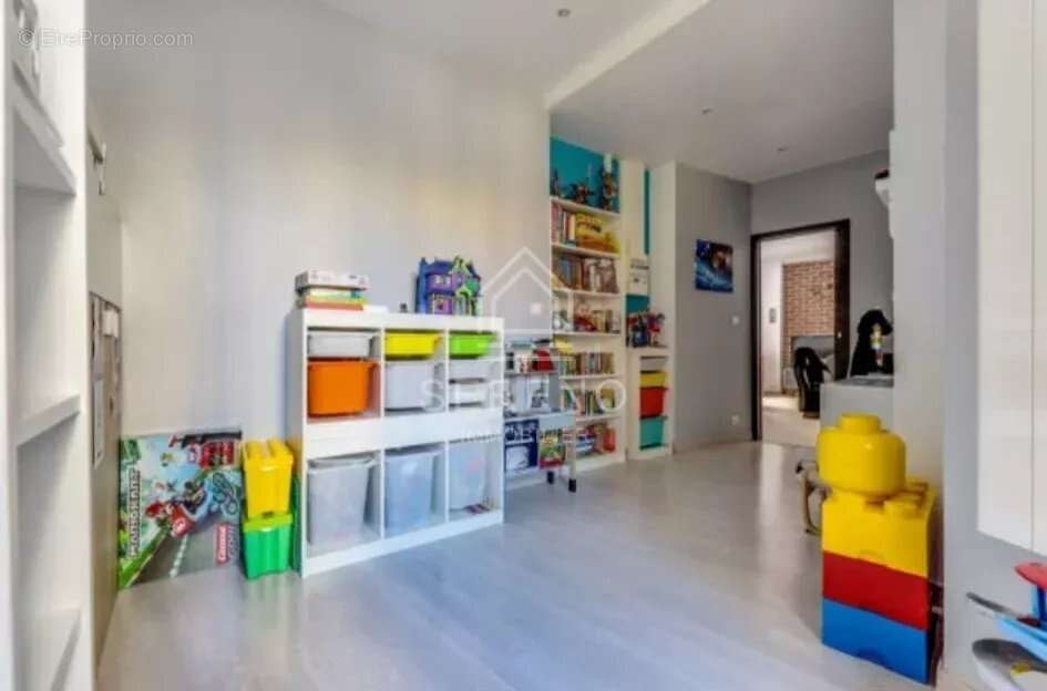Appartement à LE PERREUX-SUR-MARNE