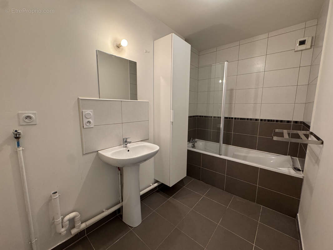 Appartement à SAVEUSE