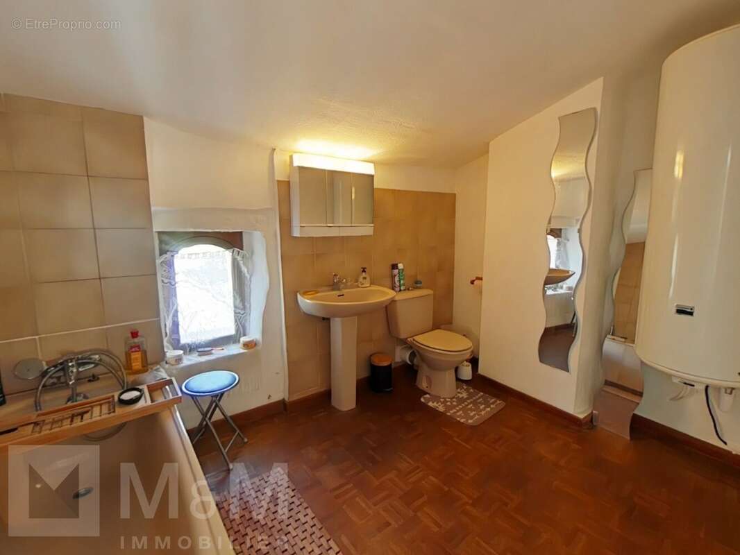 Maison à LUC-SUR-AUDE