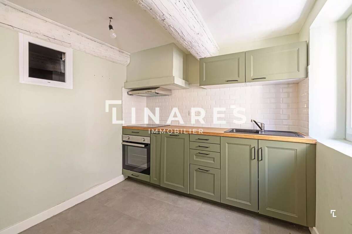 RACINE - Appartement T3 de 80m²  - 2 caves - 13004 Cinq Avenues - photo 2