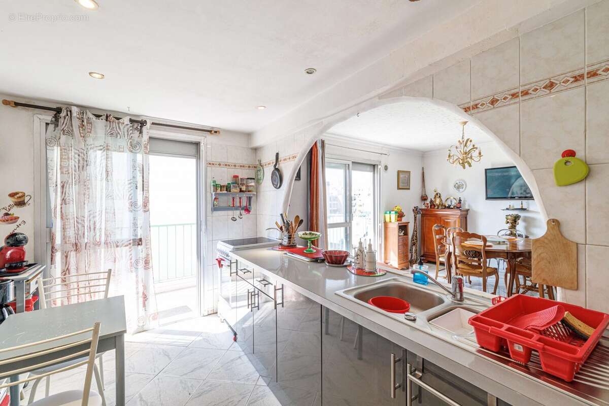 Appartement 61 m² à Nice  - photo 3