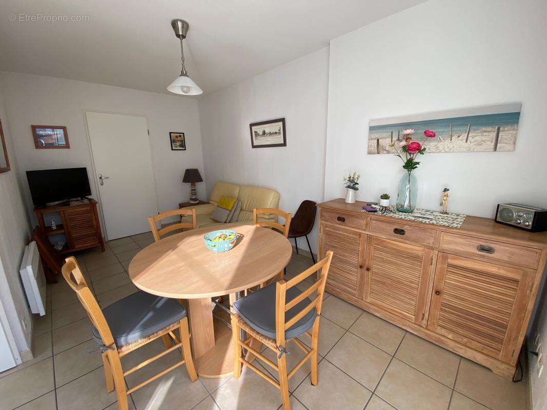 Maison à LES MATHES