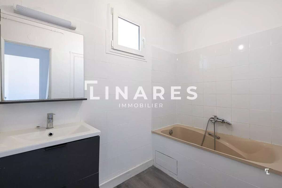 Appartement à MARSEILLE-10E