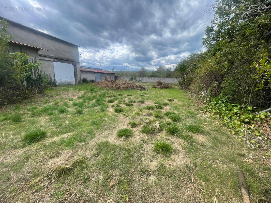 Terrain à SAINT-RAMBERT-D'ALBON