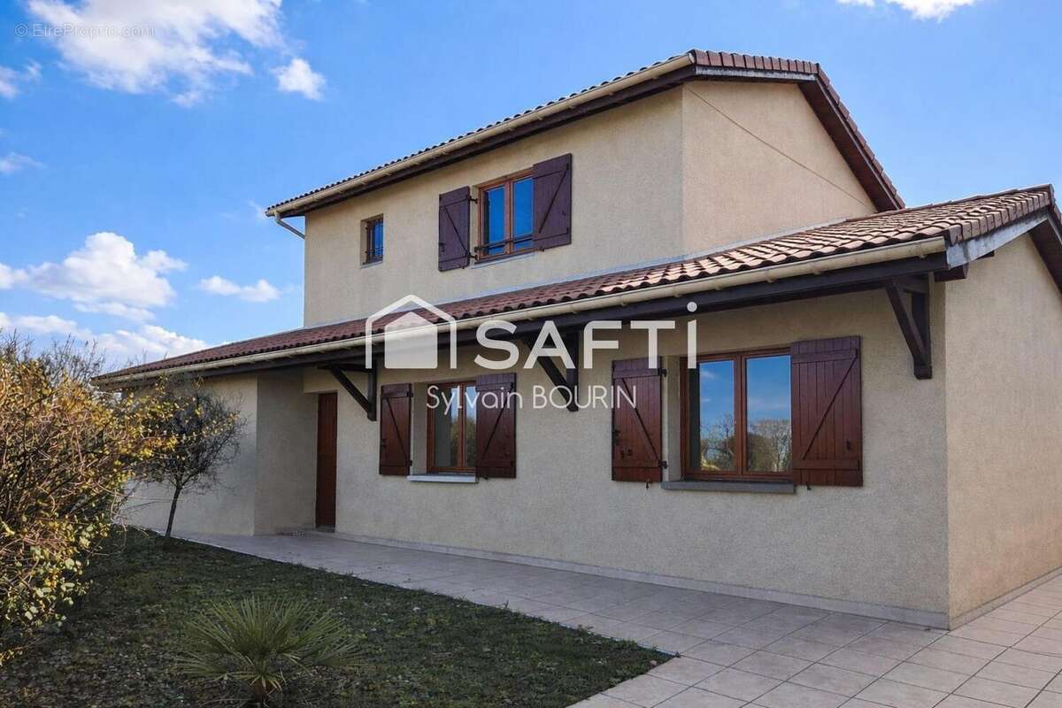 Photo 4 - Maison à JASSANS-RIOTTIER