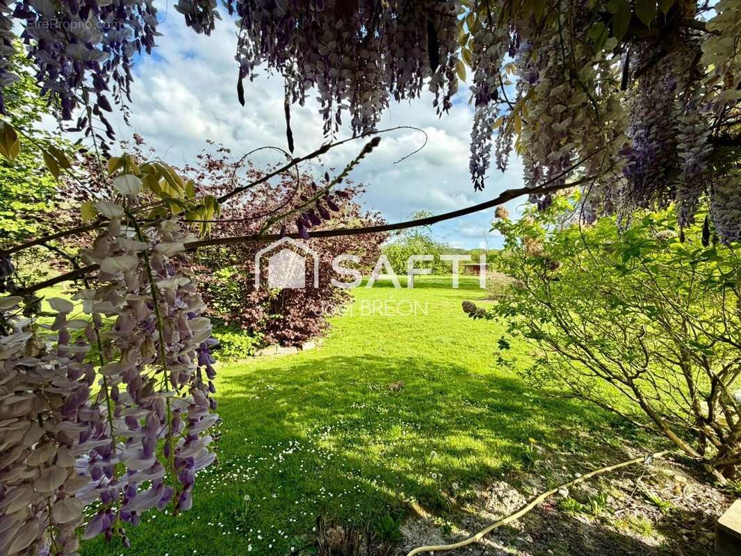 Maison 250 m² à Saint-Martin-De-Boscherville  - photo 6