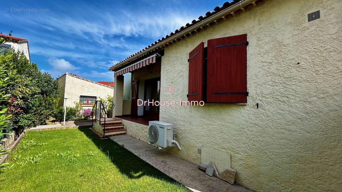 Maison 105 m² à Six-Fours-Les-Plages  - photo 4